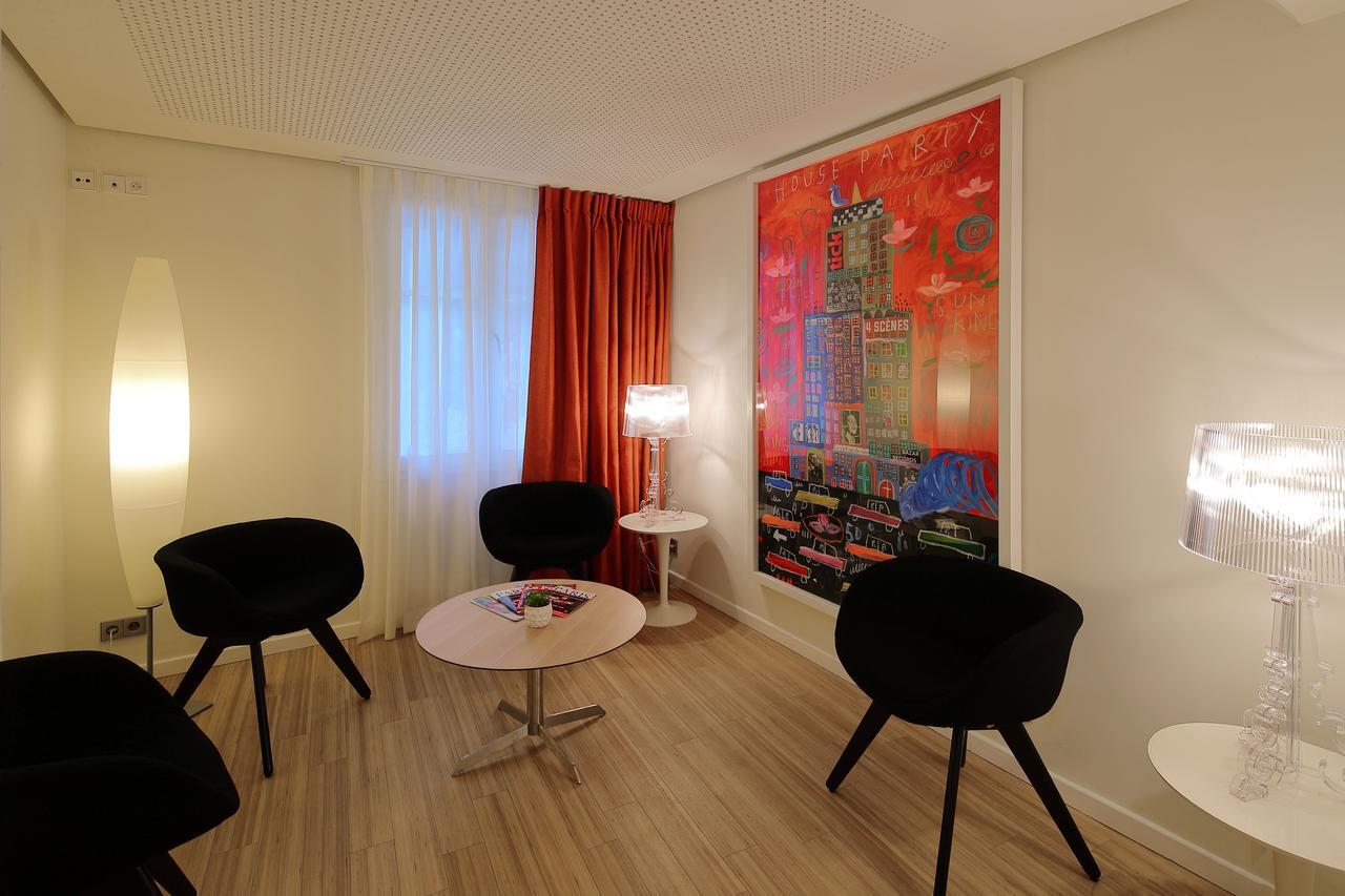 Hotel Hor Les Lumieres Paris Exterior photo